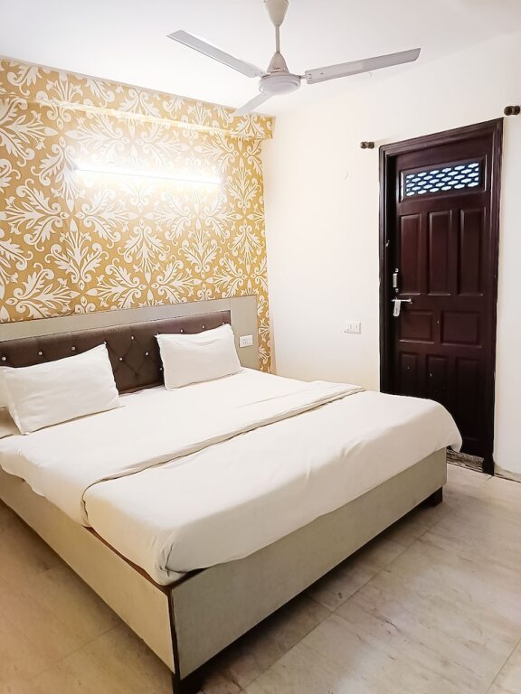 Нью-Дели: Roomshala 118 Hotel Acclaim 7 sky