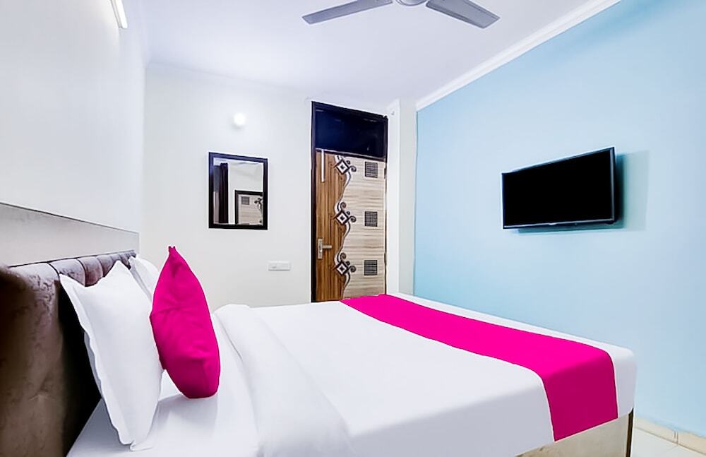 Нью-Дели: Roomshala 118 Hotel Acclaim 7 sky