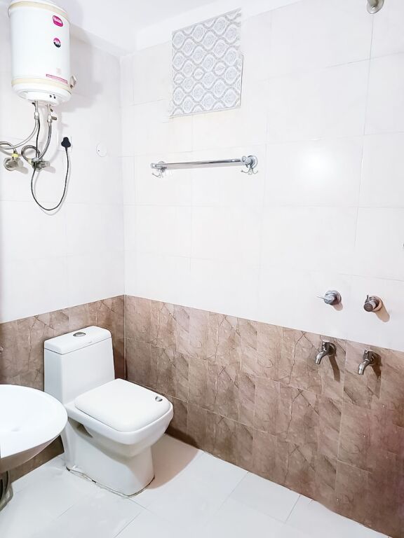 Нью-Дели: Roomshala 118 Hotel Acclaim 7 sky