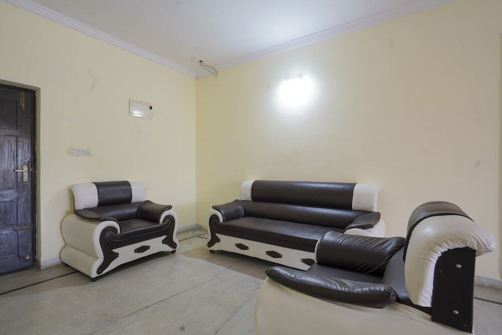 Хидерабад: iROOMZ Grand Aarvi Suites