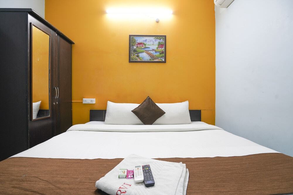 Хидерабад: iROOMZ Grand Aarvi Suites