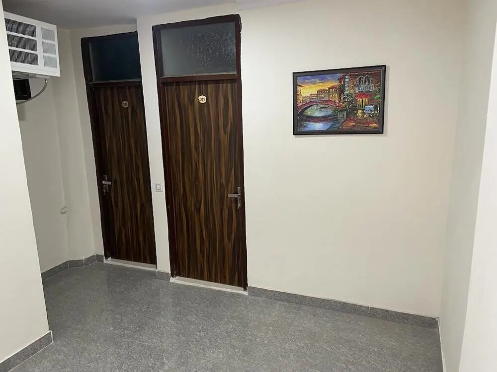 Нью-Дели: Roomshala 123 Happy Homes Saket