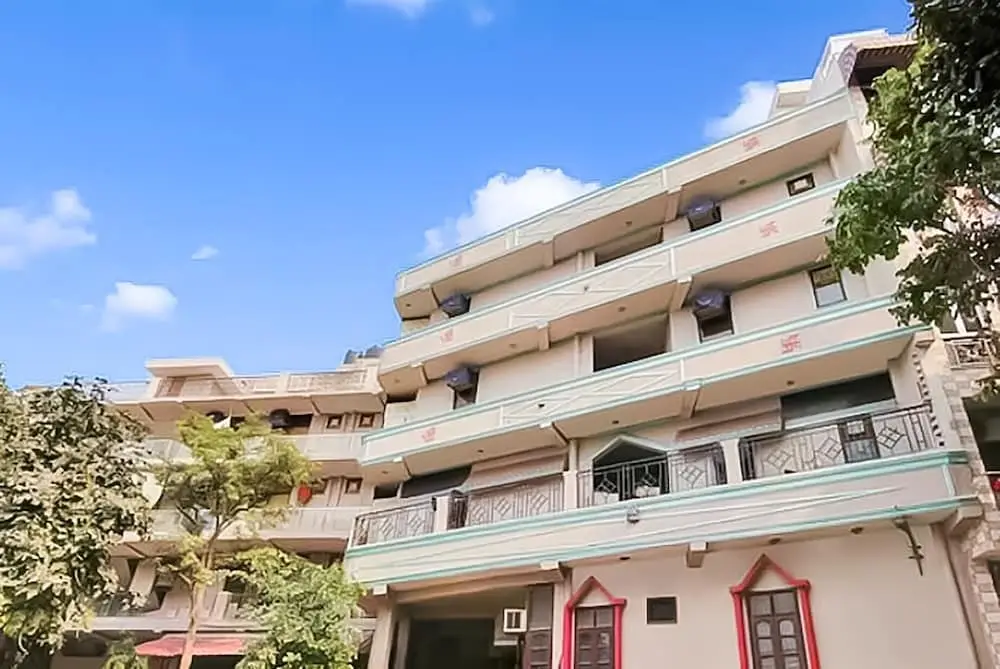 Roomshala 121 Hotel Classic — фото 1