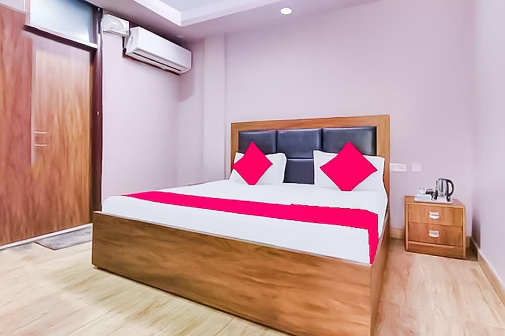 Нью-Дели: Roomshala 121 Hotel Classic