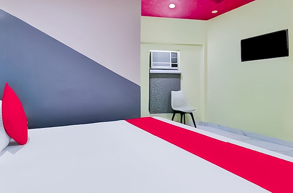 Нью-Дели: Roomshala 121 Hotel Classic