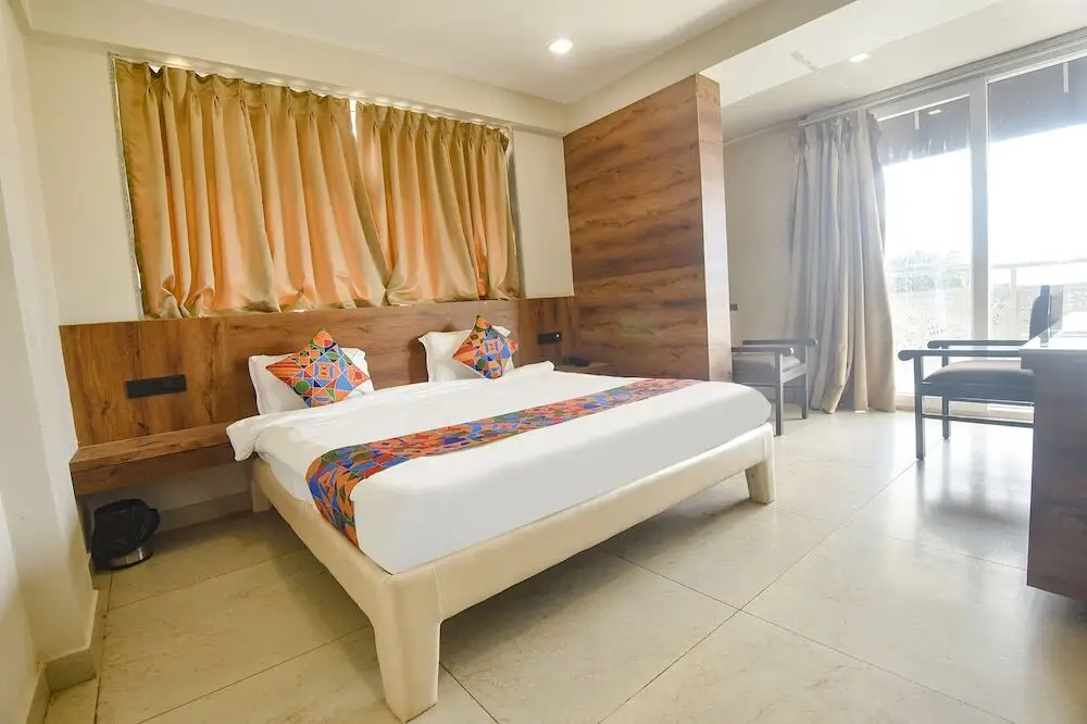 Верем: Fabhotel Avasa Grand