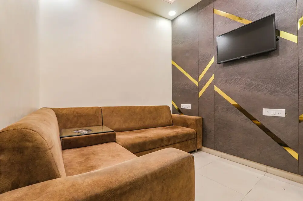 Лакхнау: Fabhotel Ashiyana Residency