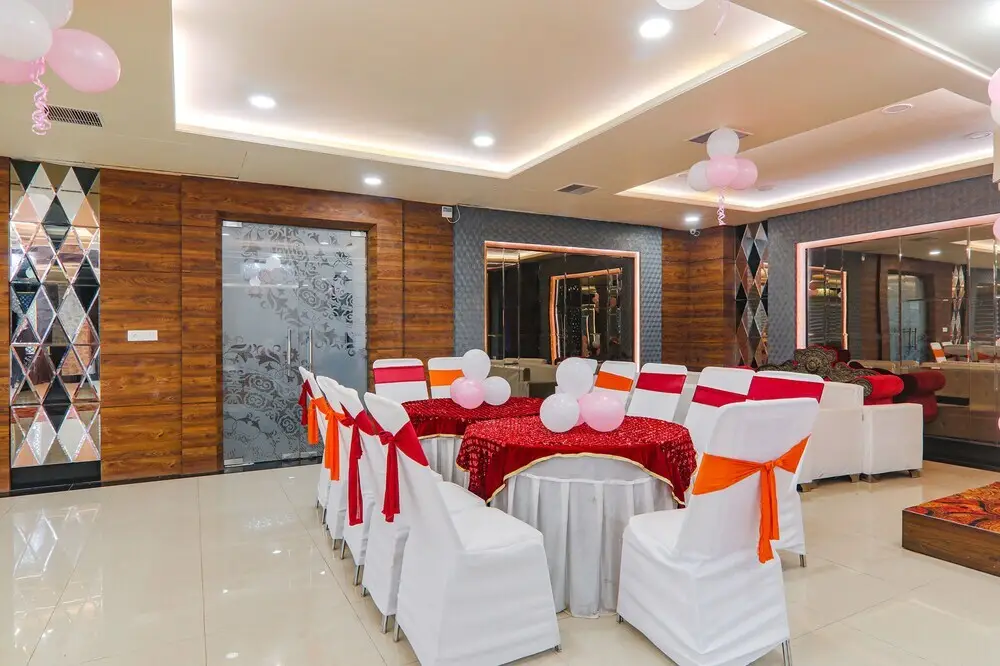 Лакхнау: Fabhotel Ashiyana Residency