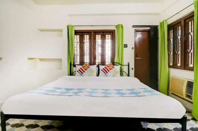 Колката: Goroomgo Gangotri Guest House kolkata