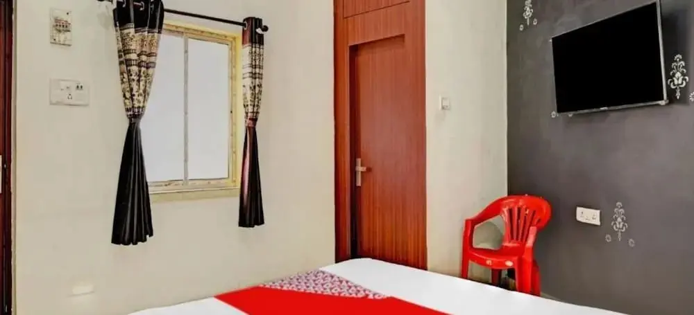 Колката: Goroomgo Laxmi Guest House Jadavpur Kolkata