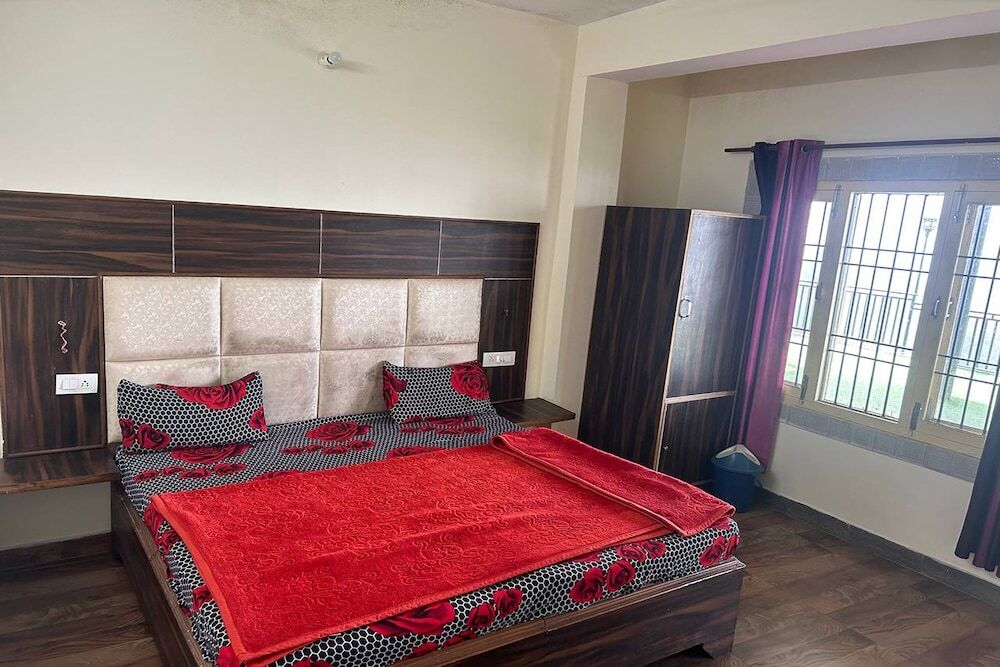 Казаули: N V Villa Homestay