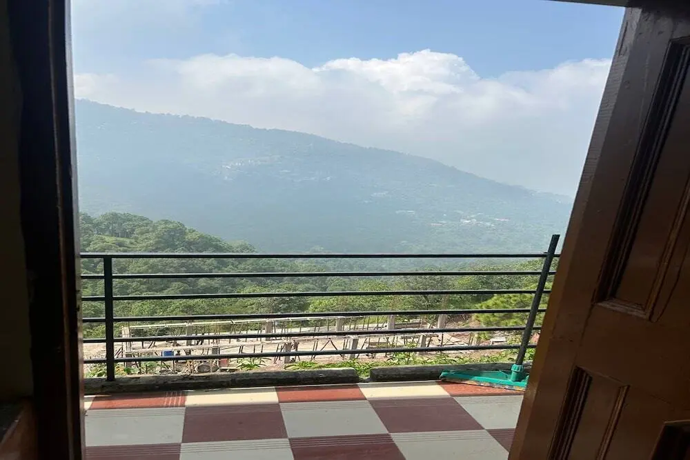 Казаули: N V Villa Homestay