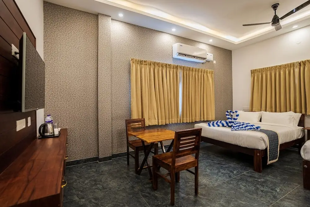Маилам: La Meadow Villa - 5 BR with Private Pool