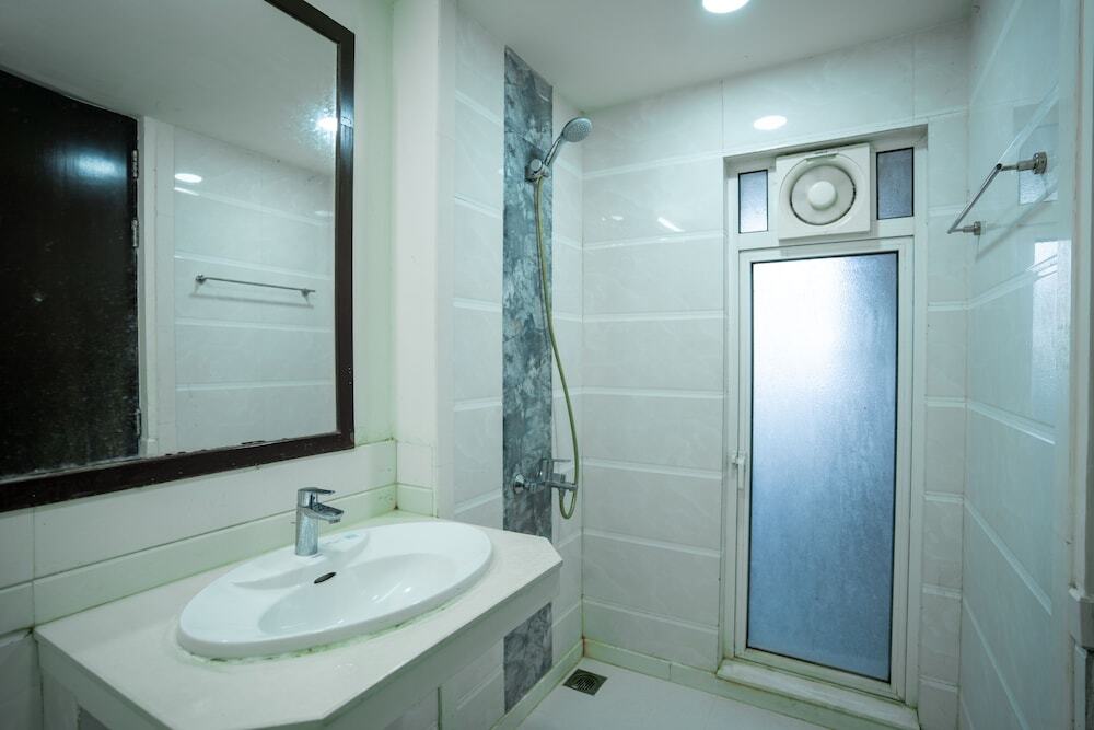 Особая экономическая зона Mahindra World City: Urban Stay Service Apartment