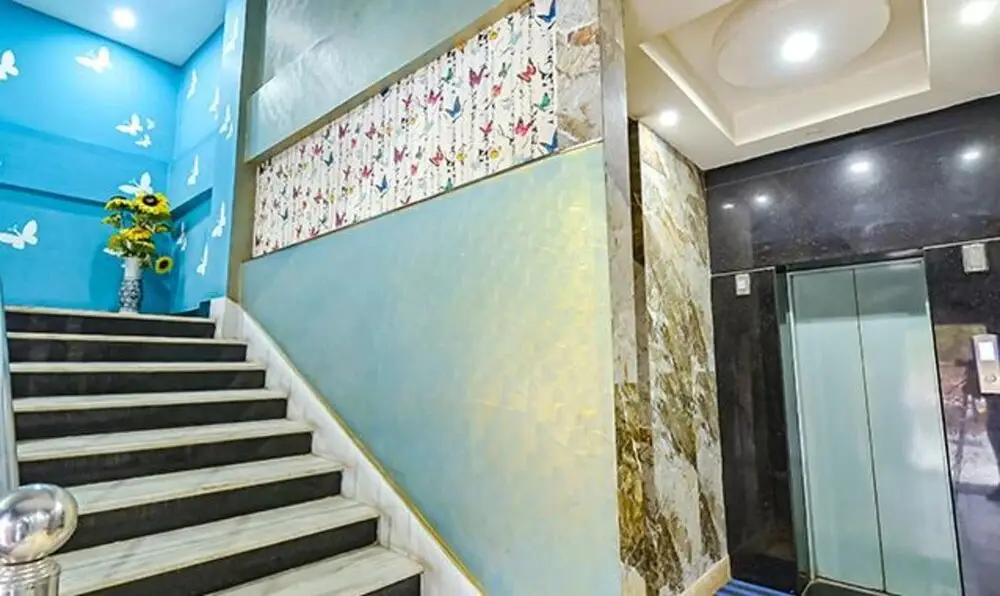 Fabhotel Gns Suites — фото 1