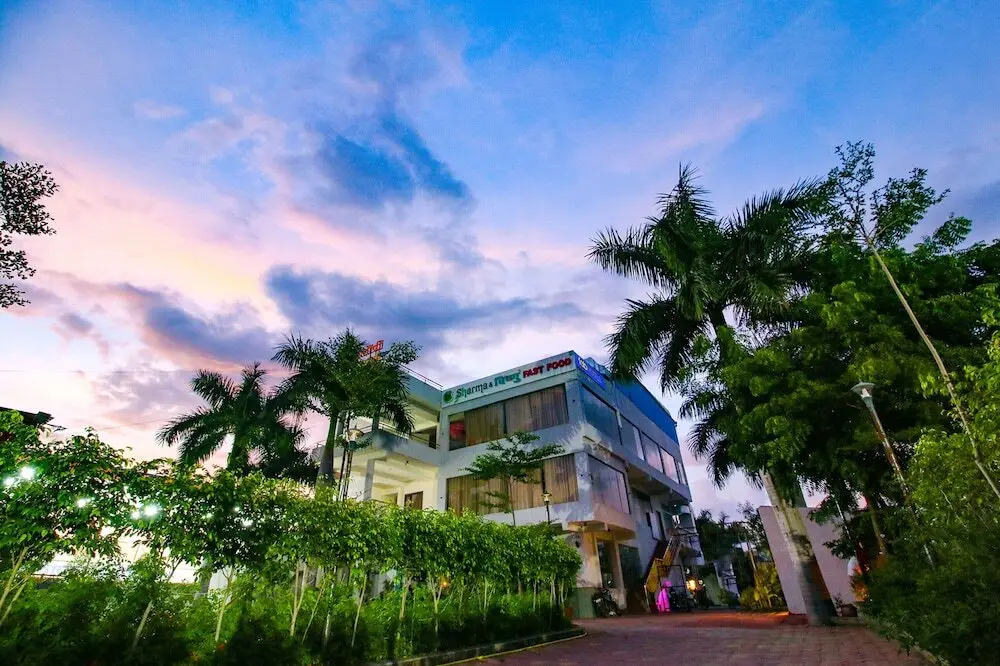 Fabhotel Sharma & Vishnu Garden — фото 1