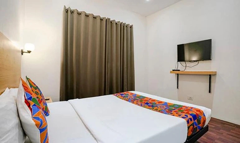 Нави-Мумбай: Fabhotel Vista Suites I