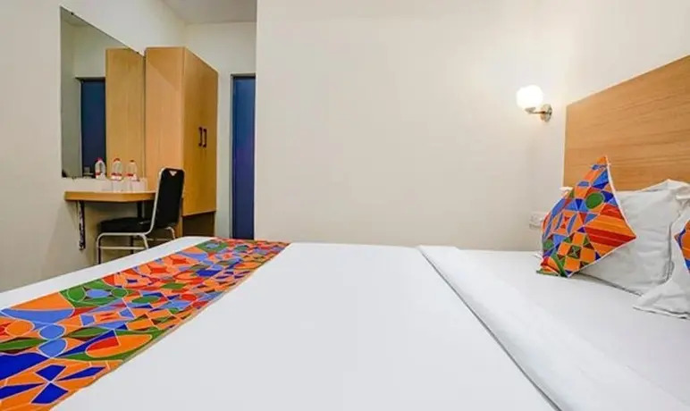 Нави-Мумбай: Fabhotel Vista Suites I