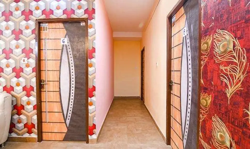 Колката: Fabexpress Comfort Inn
