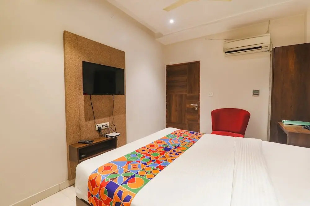 Праяградж: Fabhotel Stay Inn I