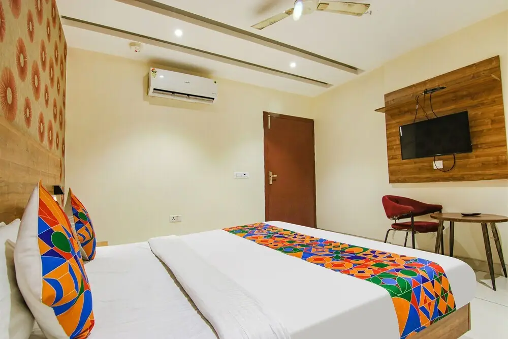 Нью-Дели: Fabhotel Golden Glory