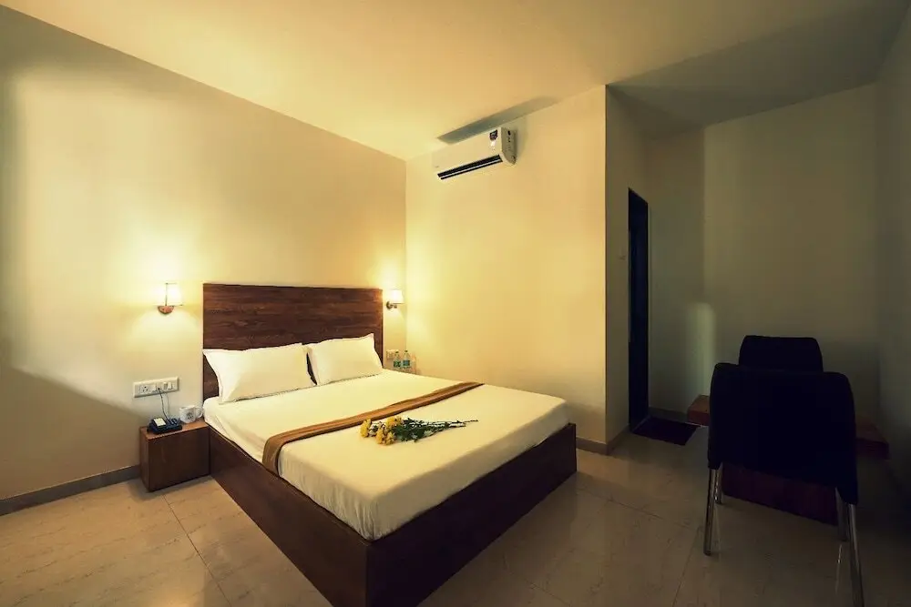 Мумбаи: The Aksa Hotel