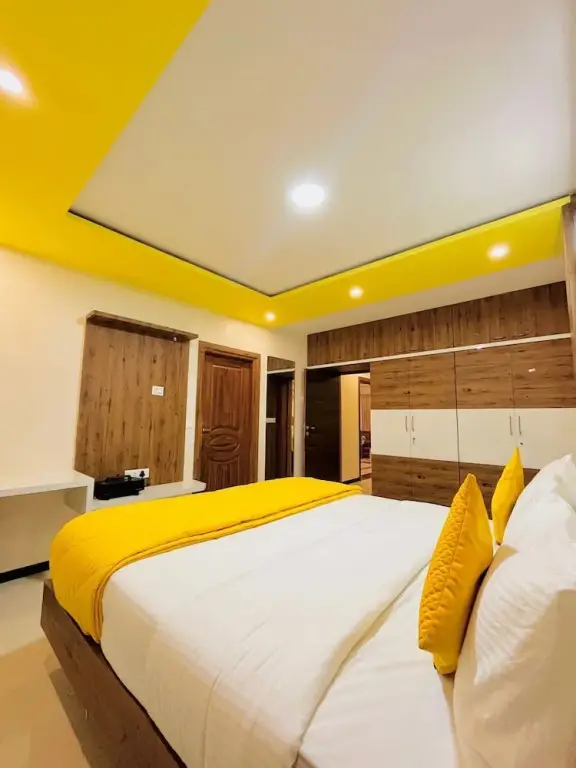 Ути: JMG GRAND Resort Kaircombai Kotagiri