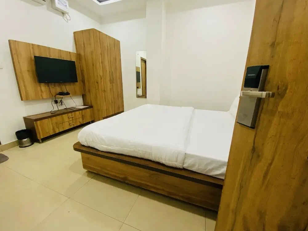 Лакхнау: Vrindavan Inn
