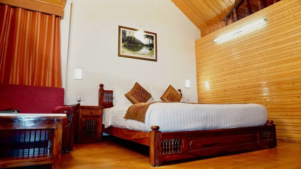 Куфри: Oakwood Hamlet Resort - Shoghi - Shimla
