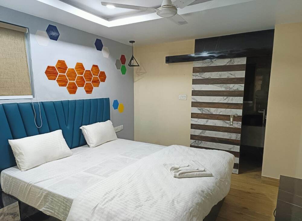 Пури: Goroomgo Santosh Inn Puri