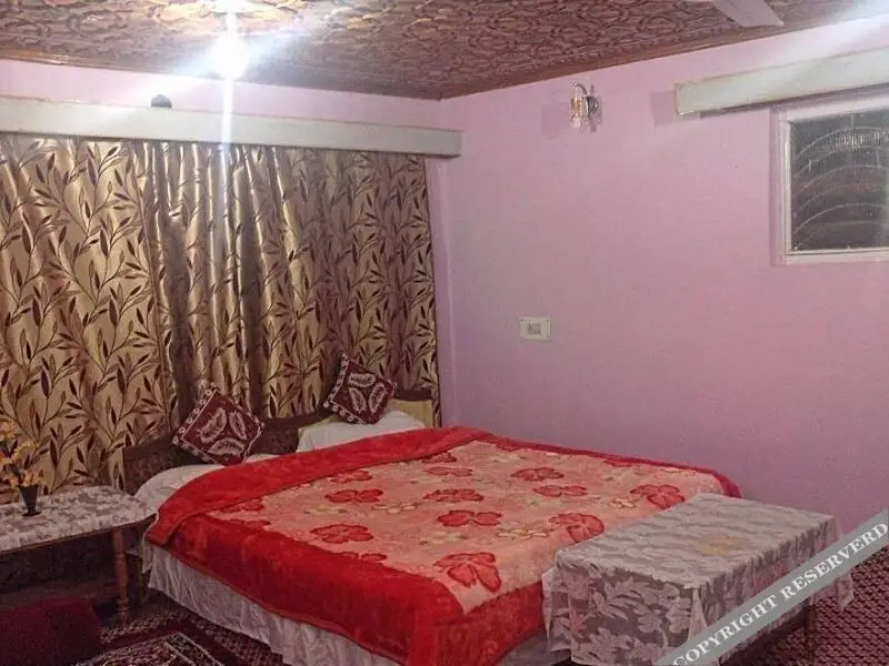 Шринагар: Gulab Resort