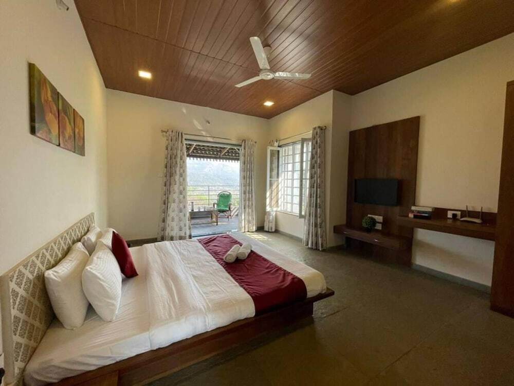 Амби Вэлли Сити: 4bhk Villa in Mulshi With Private Swimming Pool