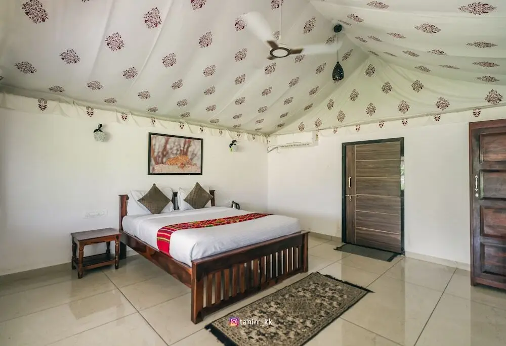 Садри: Jawai Empire Resort