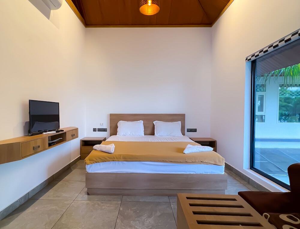 Cherthala: Jai Lake House
