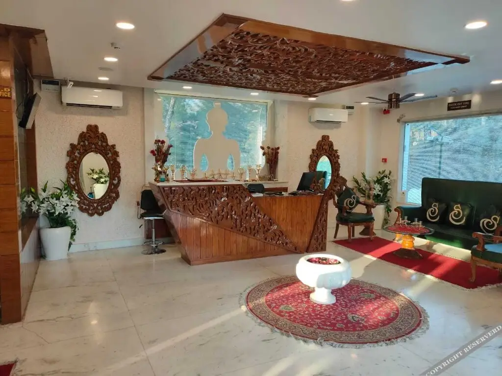 Кангра: Hotel Sahebs Castle McLeodganj
