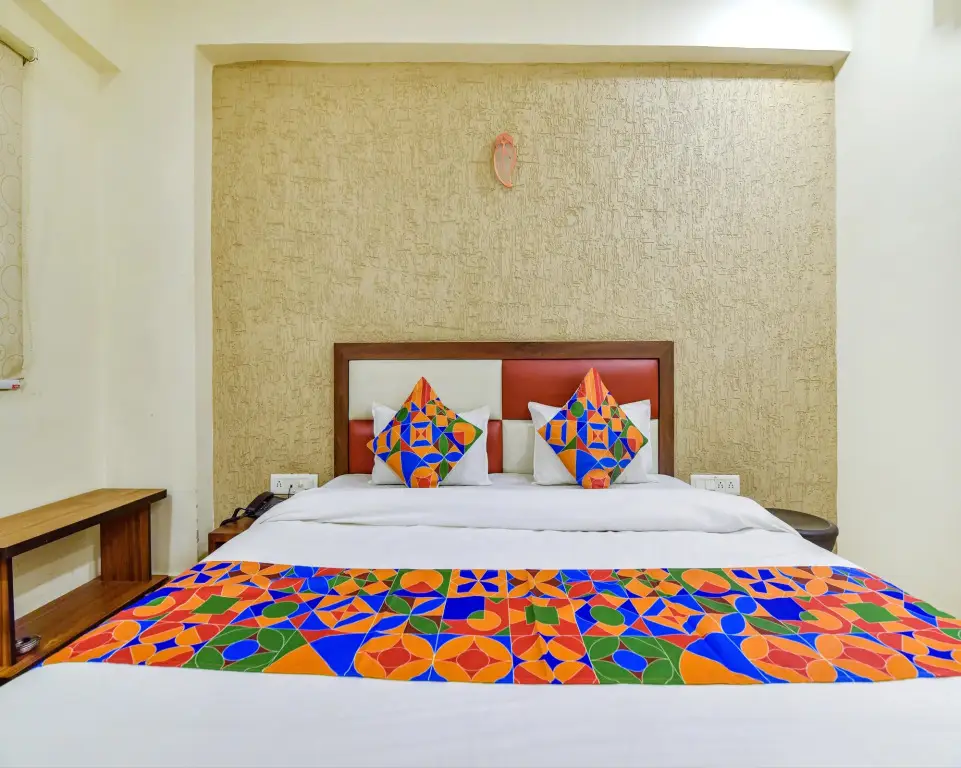 Ахмедабад: FabHotel Tulip Plaza