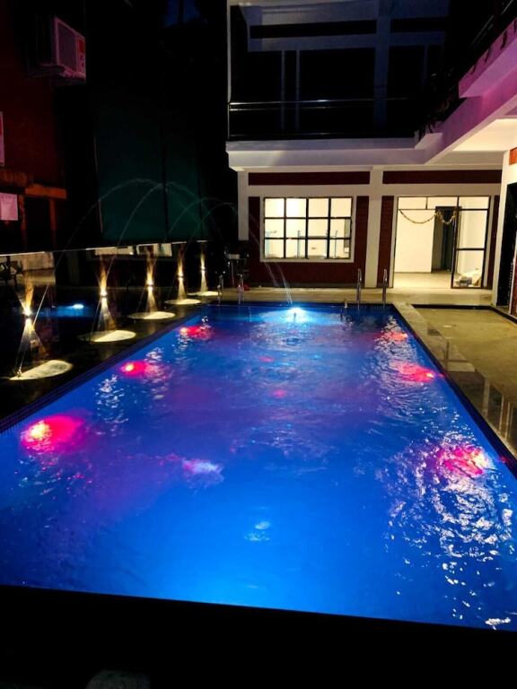 Киим: Relax Beach Resort