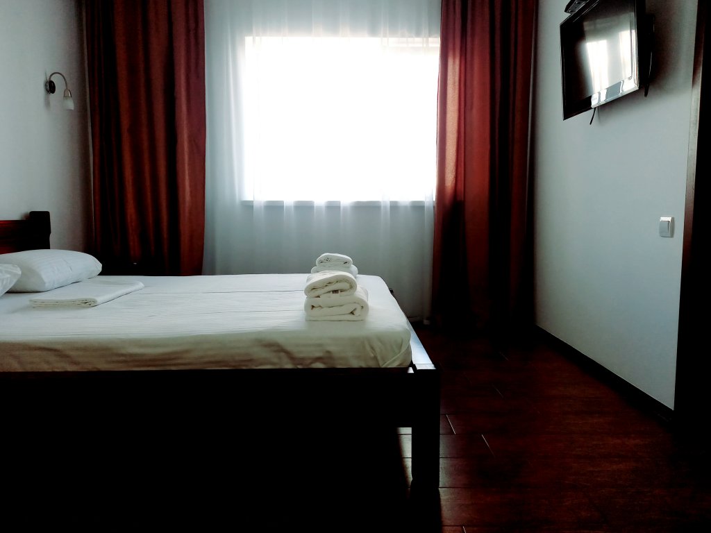 Керчь: Edelvejs Guest House
