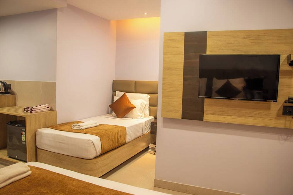 Гокарна: Hotel Om International