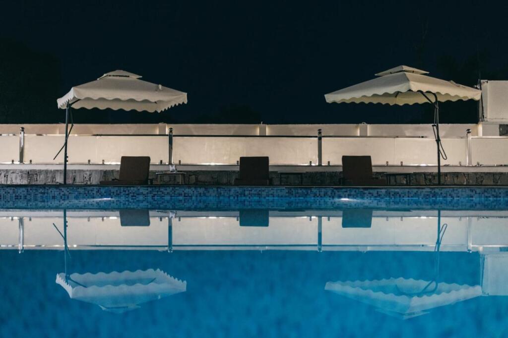 Удаипур: Serenity Hill Resort & Spa To Serenity Hill Resort - A Boutique Resort in Udaipur