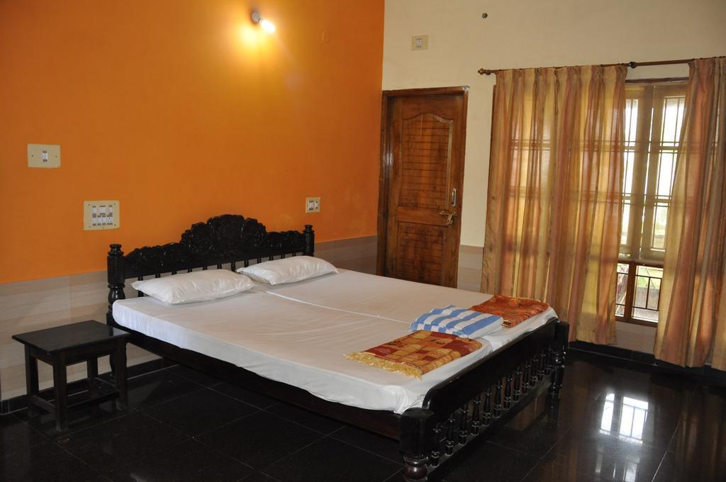Гокарна: Gokarna International Beach Resort