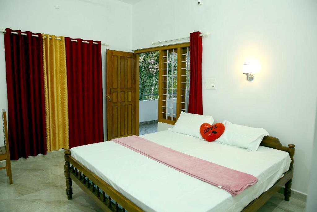 Куттикканам: Thekkady Homes