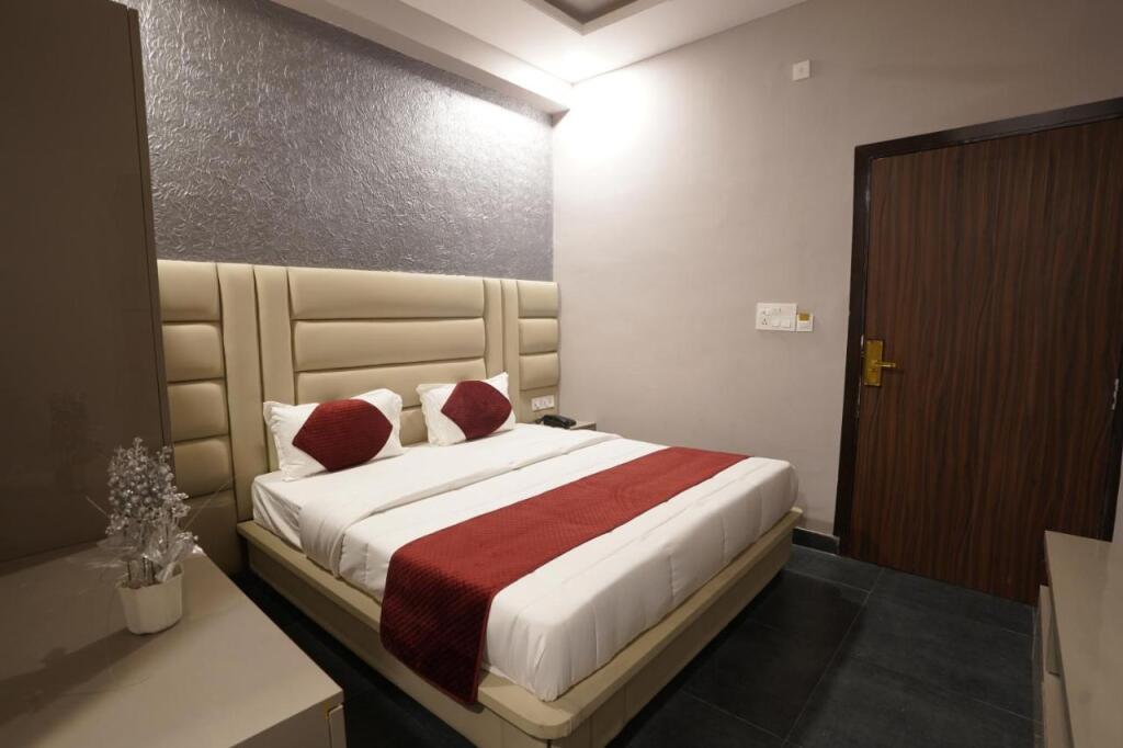 Джайпур: Hotel The Connaught House Jaipur