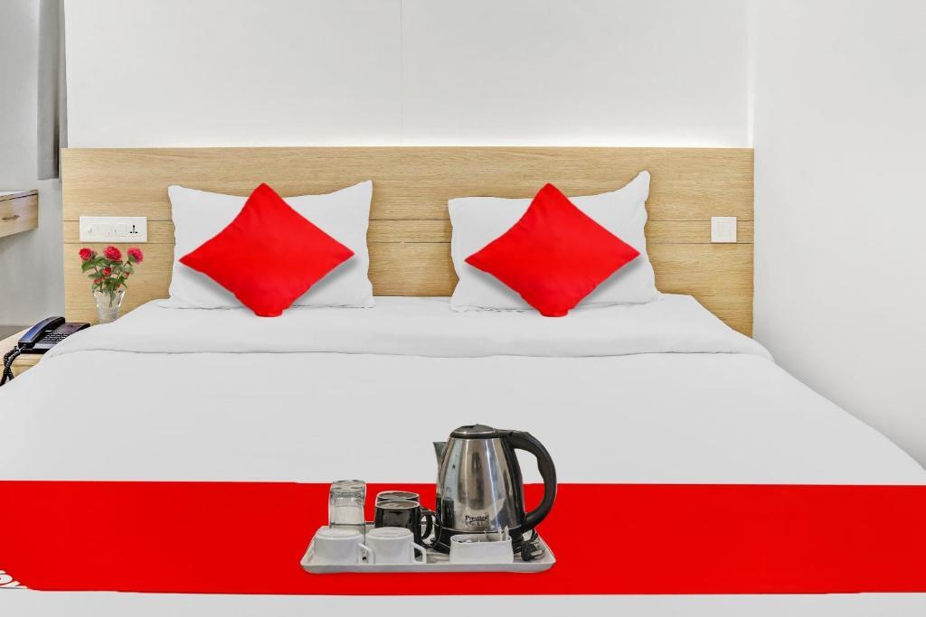Варангал: Flagship Hotel Bluemoon
