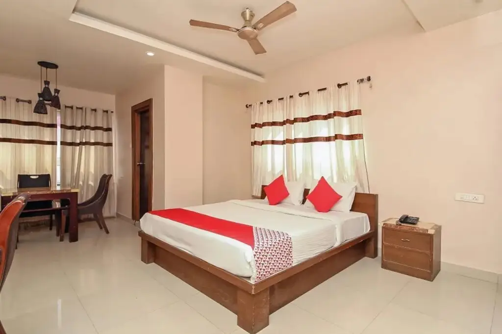 Хидерабад: Collection O Hotel Regal Near ISKON TEMPLE , ABIDS