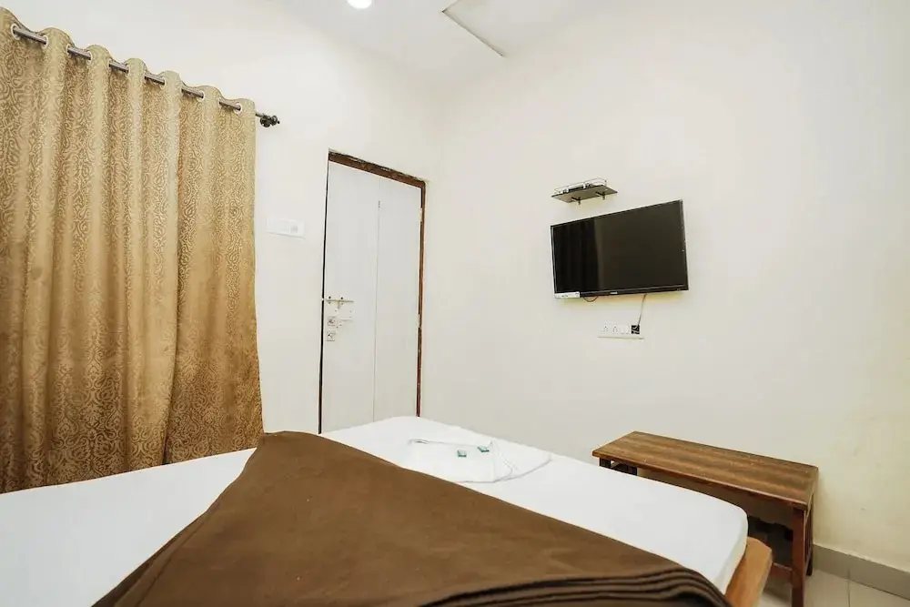 Тхане: Hotel Metro Palace Nalasopara East Mumbai