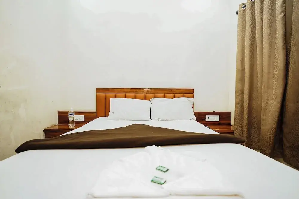 Тхане: Hotel Metro Palace Nalasopara East Mumbai