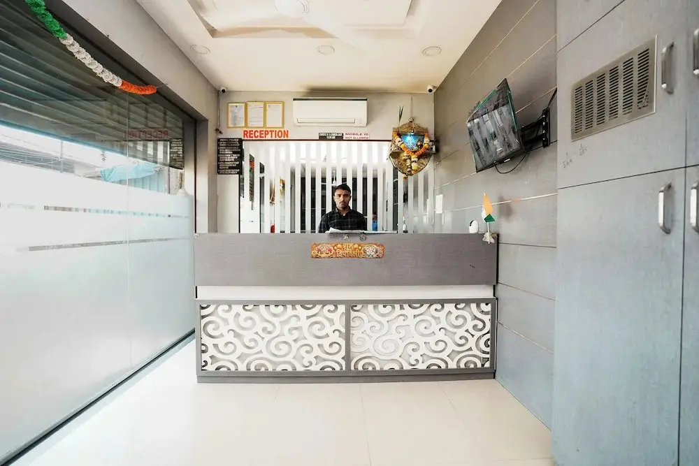 Тхане: Hotel Metro Palace Nalasopara East Mumbai