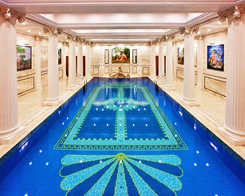 The Luxury Club at Le Meridien, Ahmedabad, India — фото 1