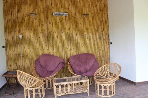Алибаг: JenJon Holiday Homes - Phansad, Alibaug